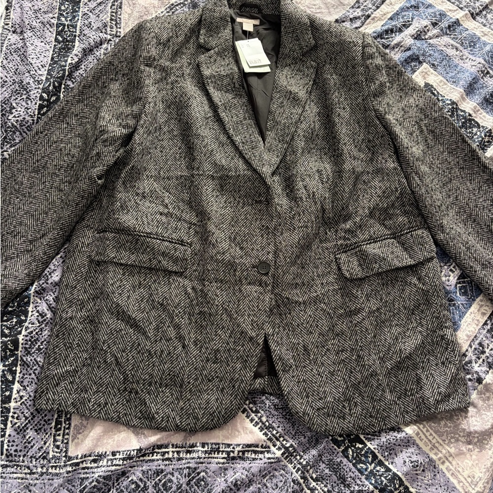 H&M Women’s Oversized Black and Gray Herringbone Blazer - Picture 6 of 11